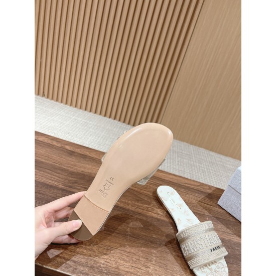 slippers slippers