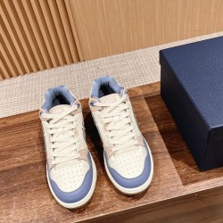 B57 Sneakers