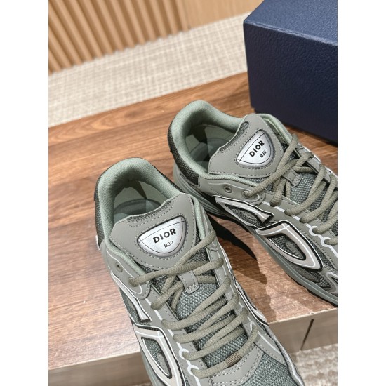 B30 Co-branded Stone Island B30 Co-branded Stone Island