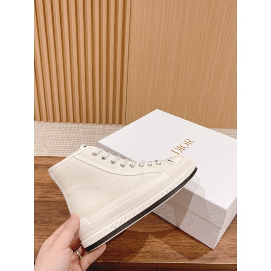 Embroidered Canvas Shoes Embroidered Canvas Shoes