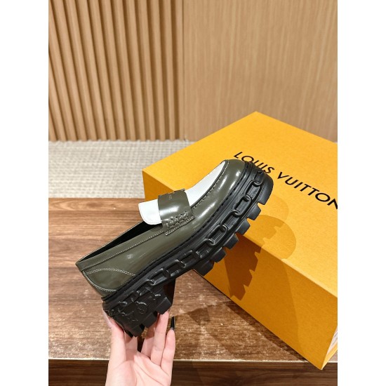 LV Sneakers