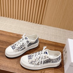 Embroidered Canvas Shoes