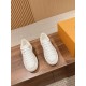 LV SNEAKERS