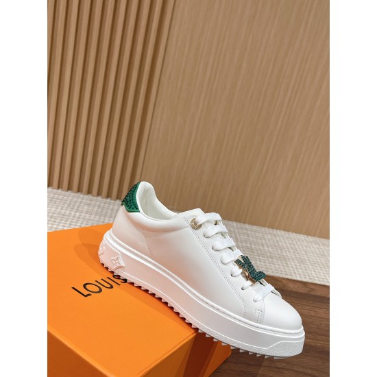 LV SNEAKERS