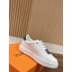 LV SNEAKERS
