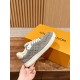 LV SNEAKERS