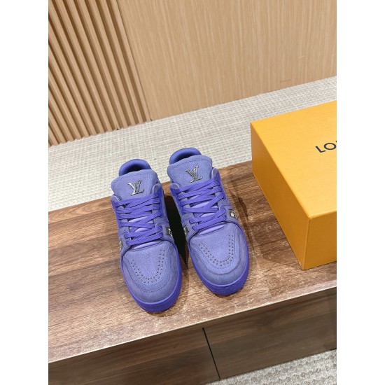 LV SNEAKERS