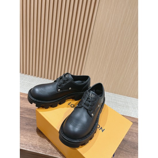 LV Sneakers