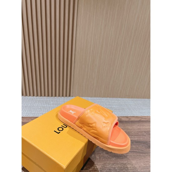 LV SLIPPERS