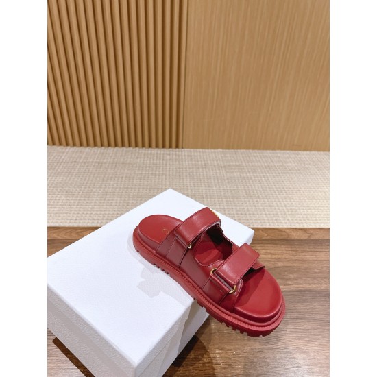 slippers slippers