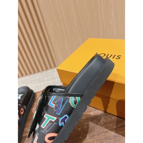 LV SLIPPERS