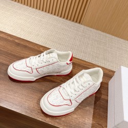 one Sneakers