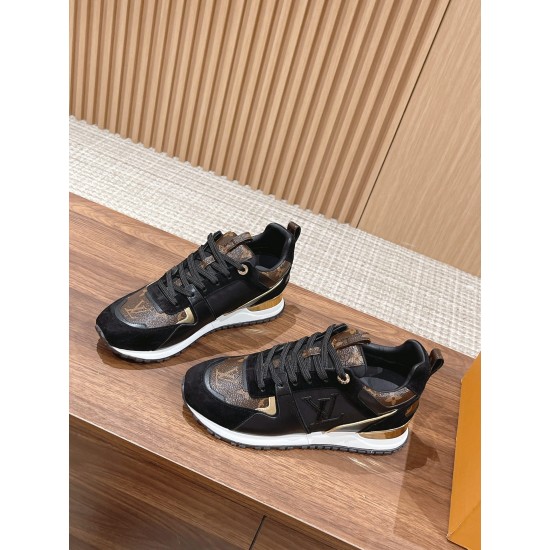 LV SNEAKERS