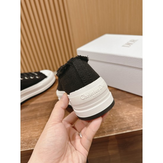 Embroidered Canvas Shoes Embroidered Canvas Shoes