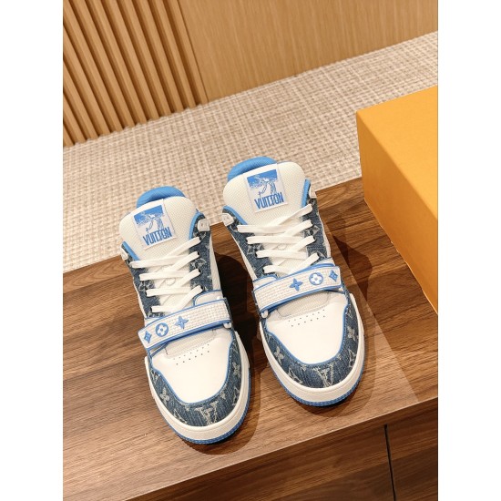 LV SNEAKERS