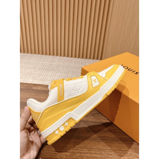 LV SNEAKERS