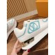 LV SNEAKERS