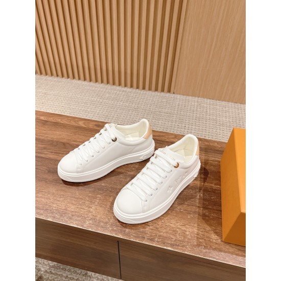 LV SNEAKERS