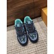 LV SNEAKERS