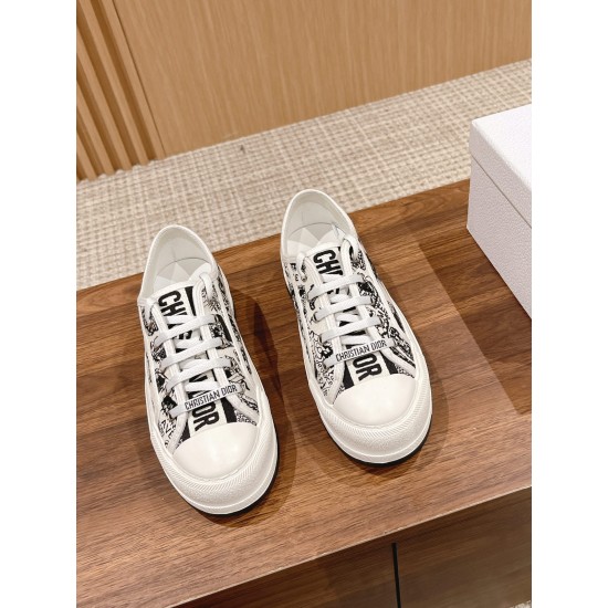 Embroidered Canvas Shoes Embroidered Canvas Shoes