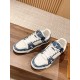 LV SNEAKERS