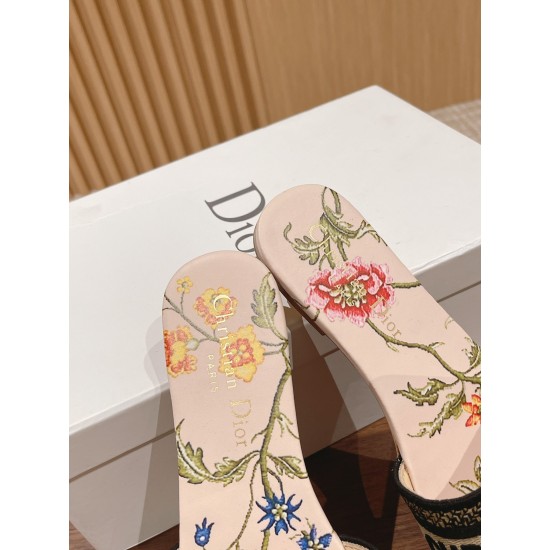 slippers slippers