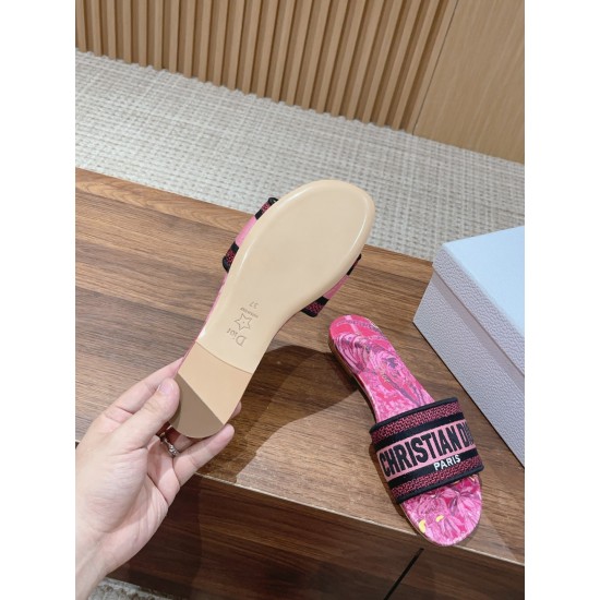 slippers slippers
