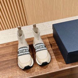 sock shoes