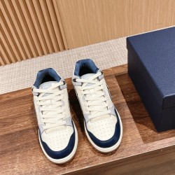 B57 Sneakers