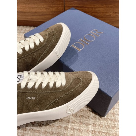 B101 Sneakers
