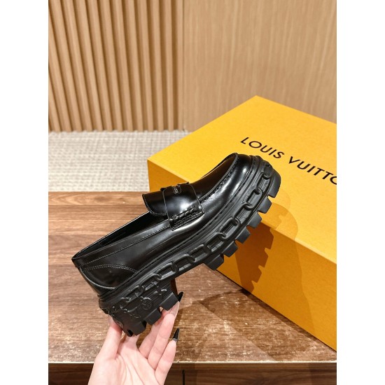 LV Sneakers
