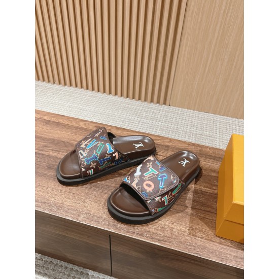 LV SLIPPERS