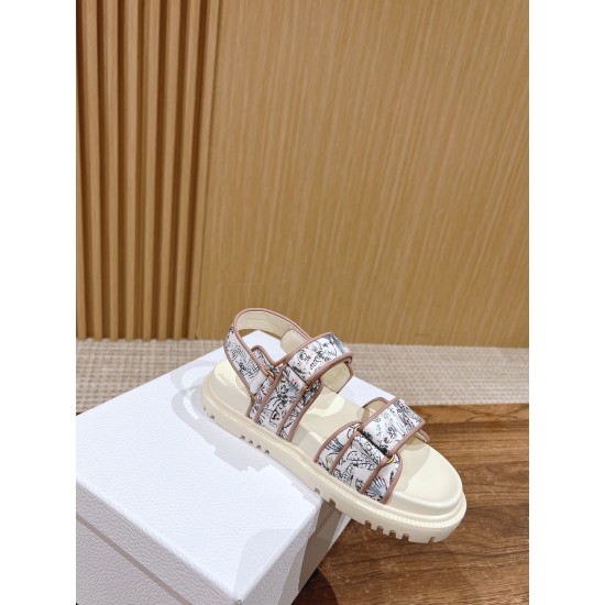 slippers slippers