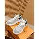 LV SNEAKERS