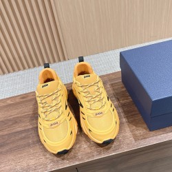 B32 sneakers