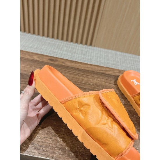 LV SLIPPERS