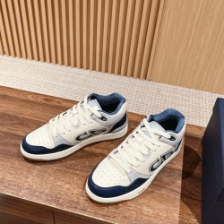 B57 Sneakers