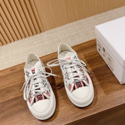 Embroidered Canvas Shoes