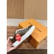 LV SNEAKERS