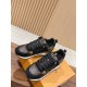 LV SNEAKERS