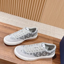 B101 Sneakers