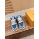LV SNEAKERS