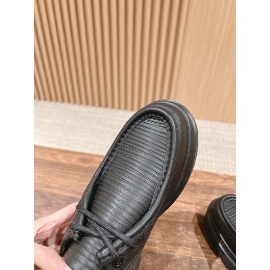 LV Sneakers