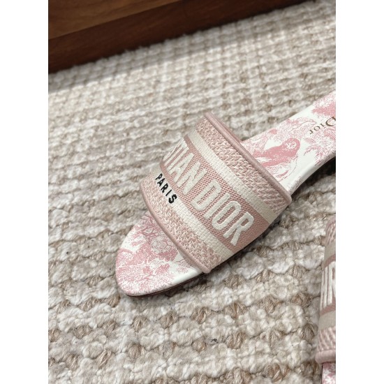 slippers slippers