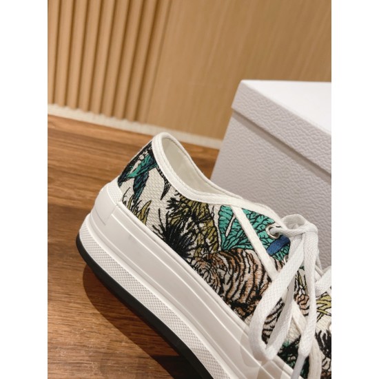Embroidered Canvas Shoes Embroidered Canvas Shoes