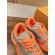 LV SNEAKERS