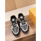 LV SNEAKERS
