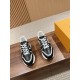 LV SNEAKERS