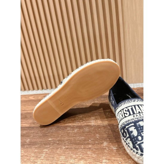 slippers slippers