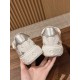 LV SNEAKERS